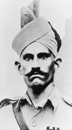 Black and white portrait photo of Abdul Hafiz VC in his military uniform and turban.