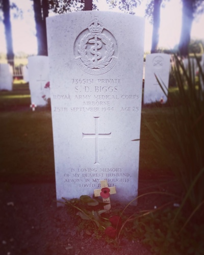 CWGC Headstone of Private Stanley Biggs